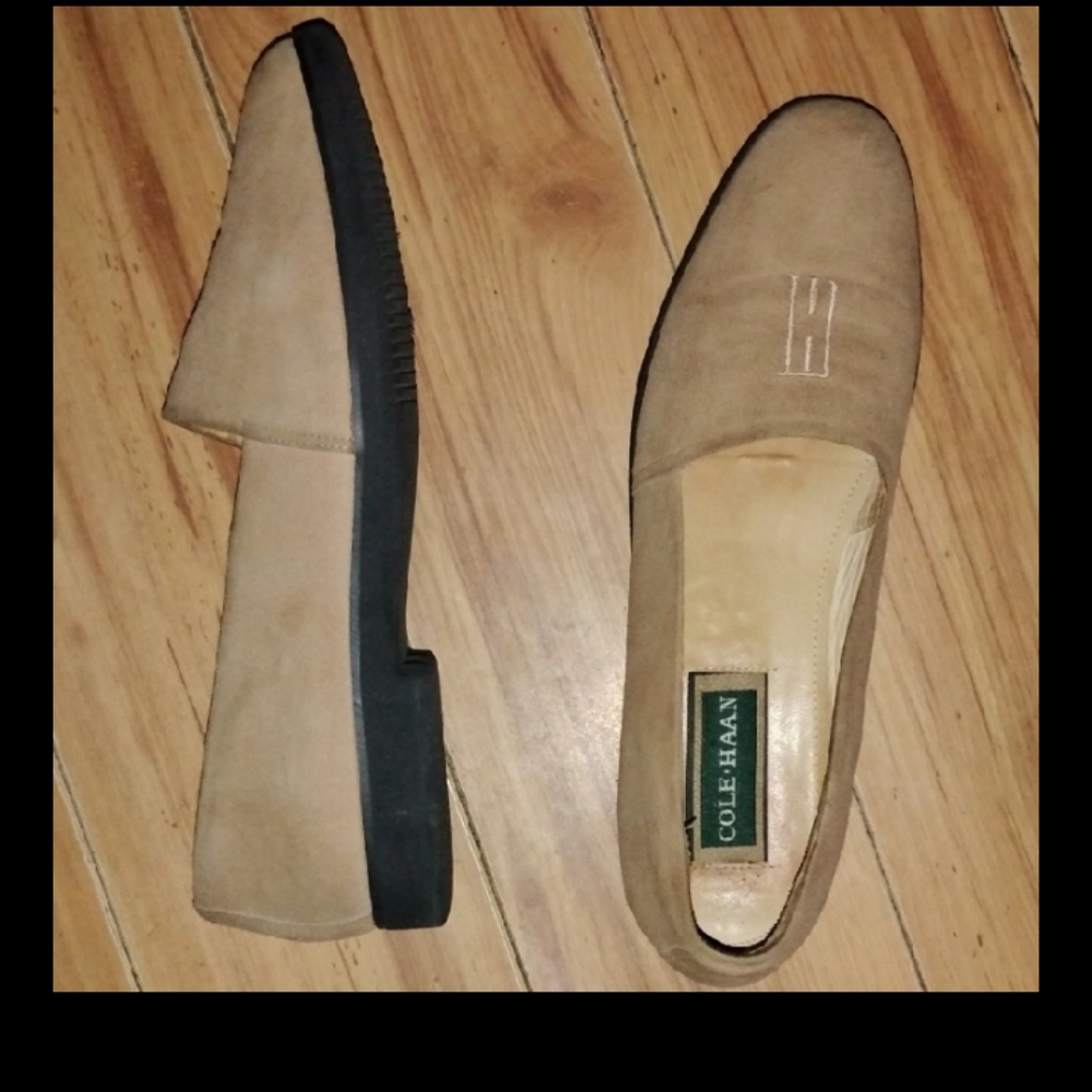 Cole Haan Women's Tan Leather Loafers. Size 8.5,N - Picture 2 of 6